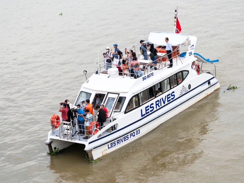 Voyagez vers Bên Tre via Hô Chi Minh et My Tho, avec une croisière paisible sur le Mékong
