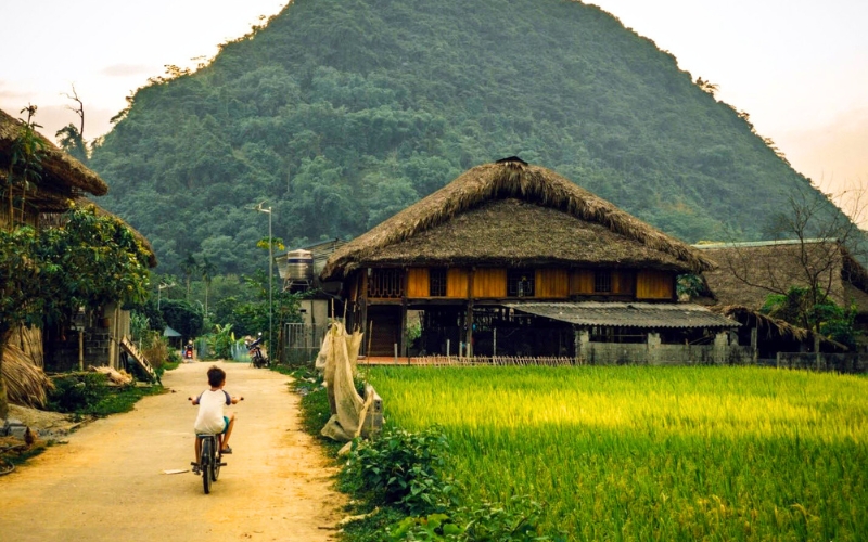 Le village de Thôn Tha
