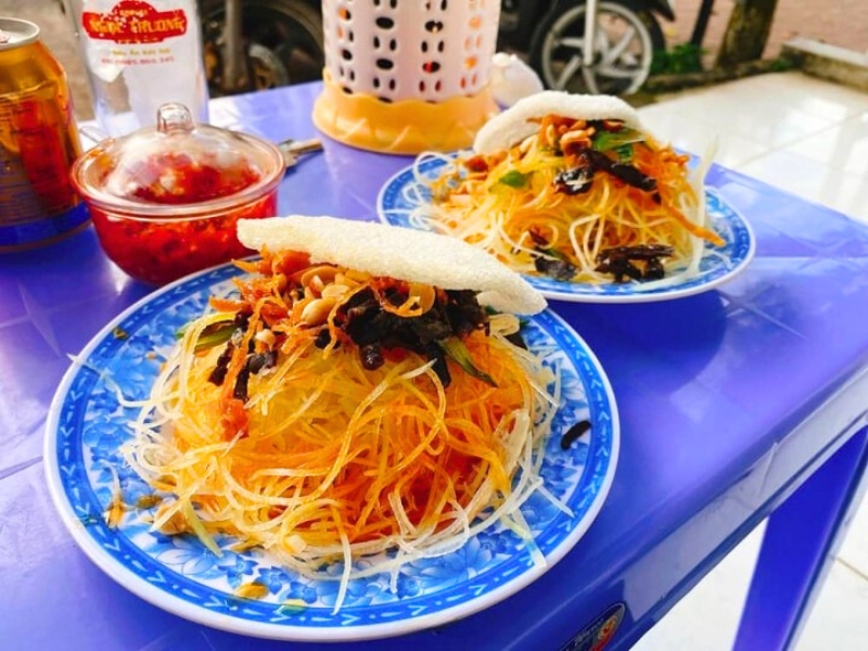 Xâp xâp (Salade de papaye au bœuf séché)