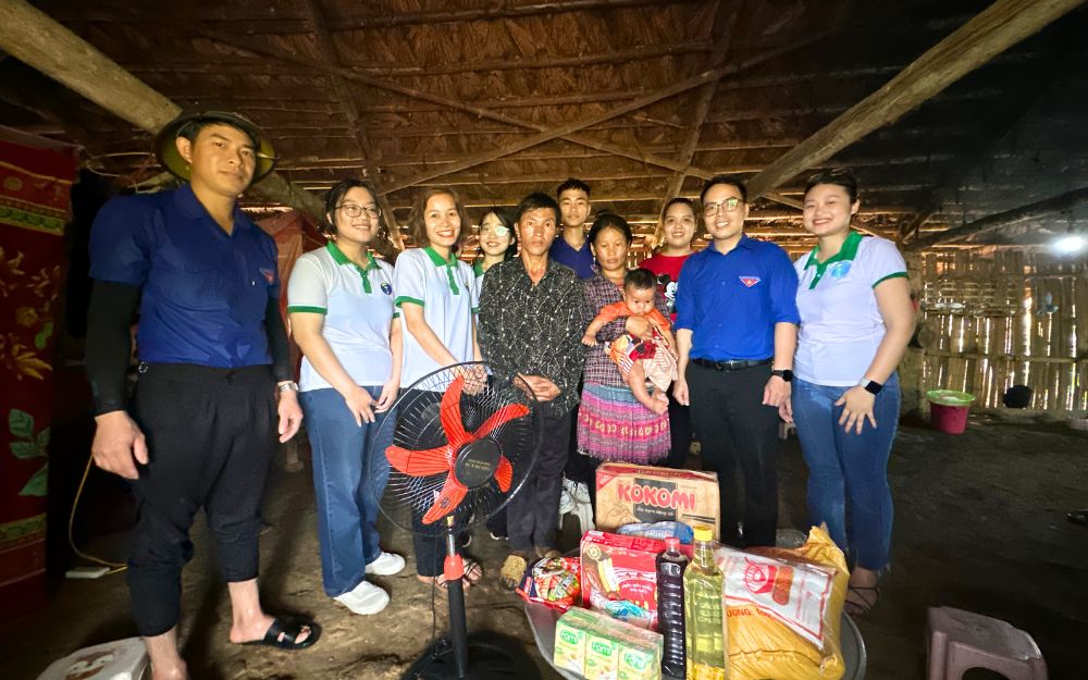 Voyage de bienfaisance très significatif à Lang Thip, Yên Bai – 22/6/2024