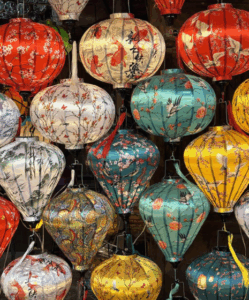 Le lanterne di Hoi An : simbolo magico della città delle luci
