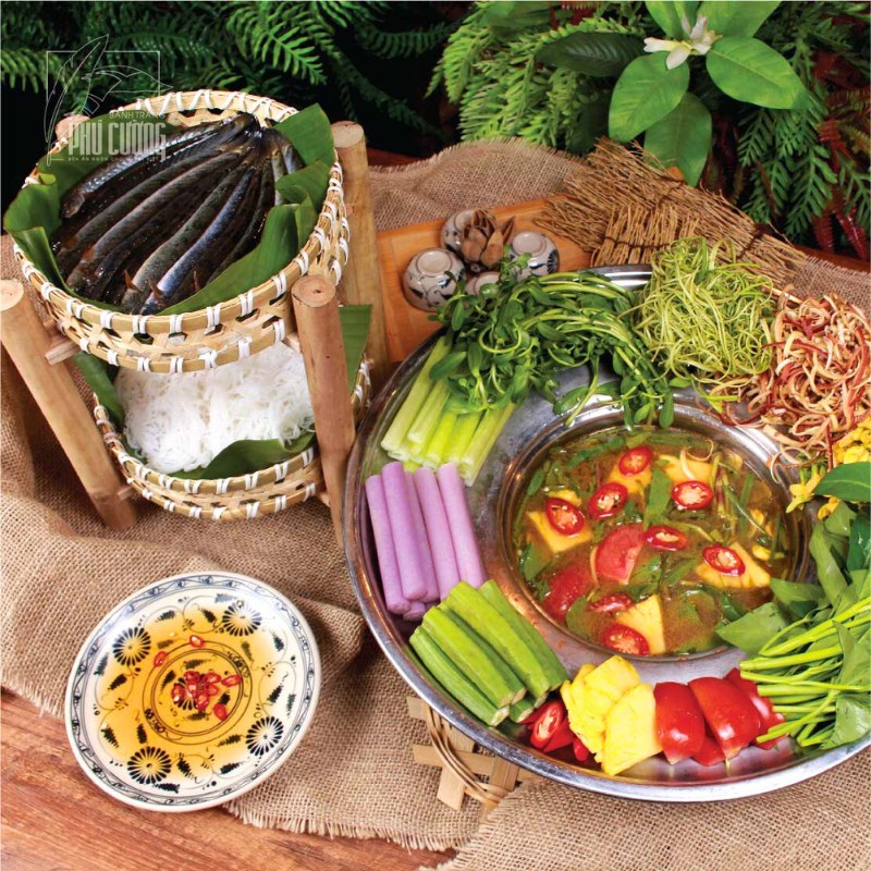 Lau ca keo, fondue du Sud du Vietnam, parfumée au tamarin et à la citronnelle